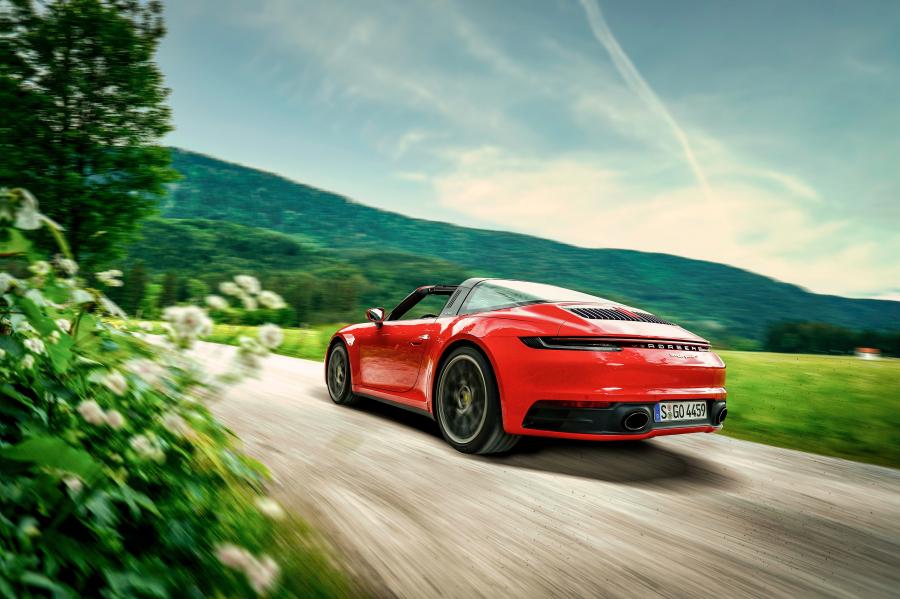  Porsche 911 Targa 4S (992) 2020 года  (WW) (фото 28 из 43)